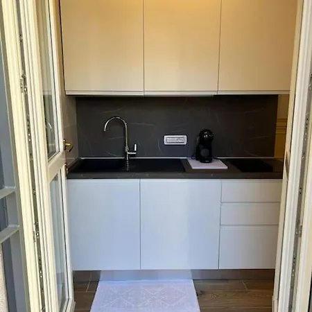 Maison Regina Διαμέρισμα *